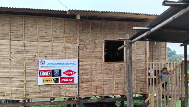 Die gewählte Bauweise ermöglicht den Einsatz von nachwachsenden Rohstoffen. Die gewählte Bauweise ermöglicht den Einsatz von nachwachsenden Rohstoffen.