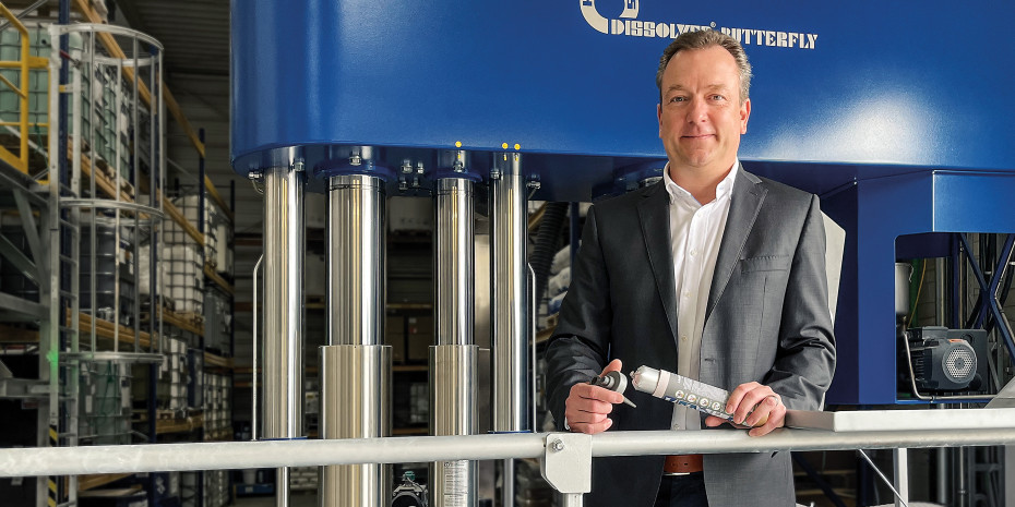 Pronova-Geschäftsführer Jörg Herberger in der Silikon-Produktion.&nbsp;