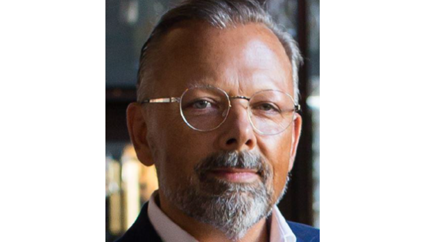 Dirk Schafranek hat Erfahrung in der Holzwerkstoff- und Metallindustrie sowie in der Tür- und Fenstertechnik.&nbsp;