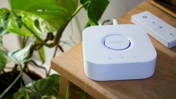 Smart-Home-Systeme: Kein Licht ohne Internet?