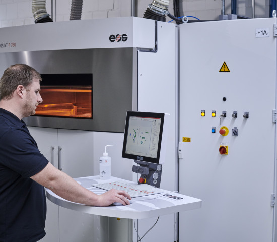 Die Umstellung auf den Einsatz von 3-D-Druckern im Jahr 1998 brachte dem Unternehmen eine enorme Zeitersparnis. Die Umstellung auf den Einsatz von 3-D-Druckern im Jahr 1998 brachte dem Unternehmen eine enorme Zeitersparnis.