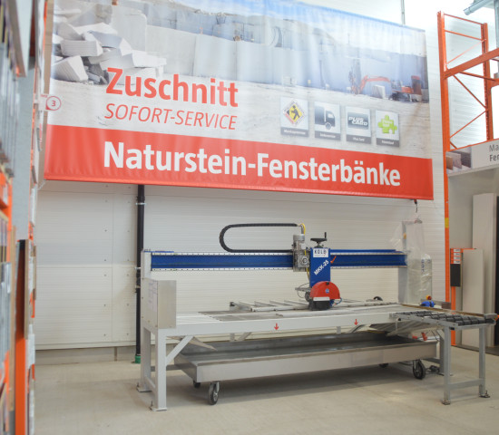 Das gibt es nicht so oft im Baustoffhandel: Zuschnittservice für Naturstein-Fensterbänke.