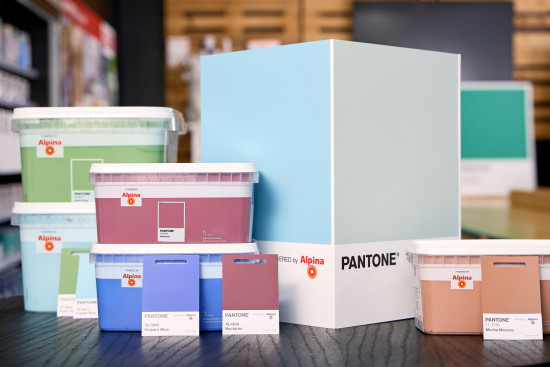 „Life. Style. Colors.“ – dafür steht die Pantone Ready-Mix-Kollektion. Sie schließt gezielt eine Lücke im Baumarkt-Segment und komplettiert das Angebot der Farbexperten.