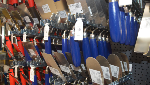 Auch die Baumärkte bekommen die Preissteigerungen zu spüren. Teilweise müssen sie an den Kunden weitergegeben werden.&nbsp;