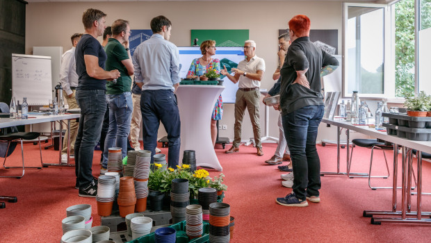 Zukunftsweisende Entscheidungen haben die EPT-Mitglieder auf ihrer letzten Versammlung beschlossen. Zukunftsweisende Entscheidungen haben die EPT-Mitglieder auf ihrer letzten Versammlung beschlossen.