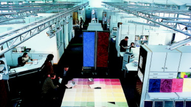 Neuen Farbtrends auf der Spur