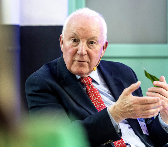 John W. Herbert warnte, die Branche dürfe nicht mehr Abhängigkeiten von einzelnen Firmen oder Ländern zulassen.