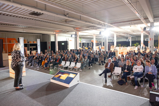 Kerstin Müllejahns, Senior Expert Ad Tech bei OFMG, führte als Moderatorin durch den Tag.