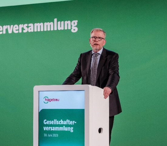 Jan Buck-Emden kündigte für 2023 und 2024 einen Ausbau der Eigenmarken-Aktivitäten an. Jan Buck-Emden kündigte für 2023 und 2024 einen Ausbau der Eigenmarken-Aktivitäten an.