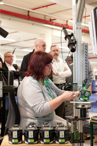 Ergonomische Arbeitsplätze und eine kollegiale Atmosphäre werden&nbsp;den Laserliner-Mitarbeitern geboten.