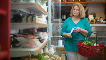 Verbraucherstimmung sinkt trotz höherer Anschaffungsneigung weiter