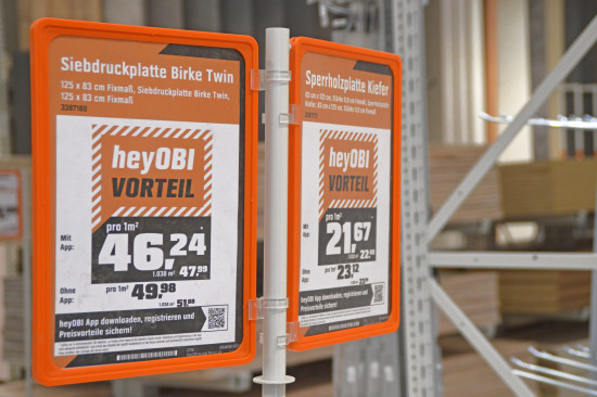 Der Baumarktbetreiber sorgt für eine hohe Sichtbarkeit von Hey Obi auf der stationären Verkaufsfläche.