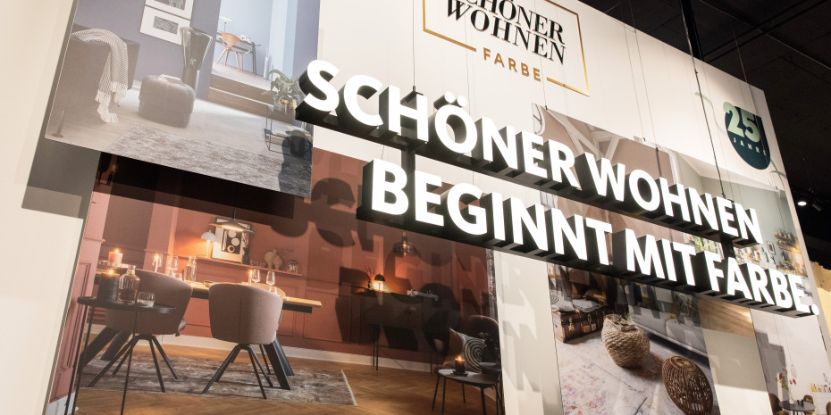 Unter dem Motto „Schöner wohnen beginnt mit Farbe.“ präsentiert Brillux die vielfältigen Maßnahmen für das Jahr 2025.&nbsp;