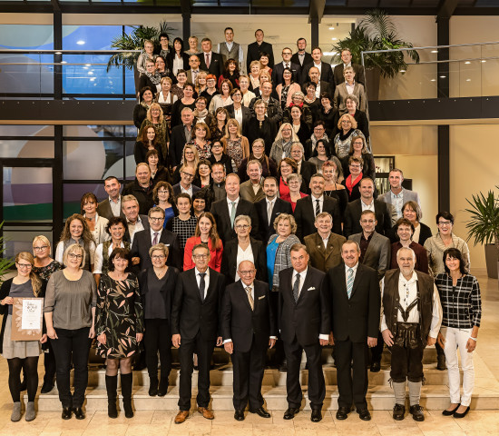 In diesem Jahr hat Dehner 135 Jubilare für ihre langjährige Betriebszugehörigkeit geehrt.