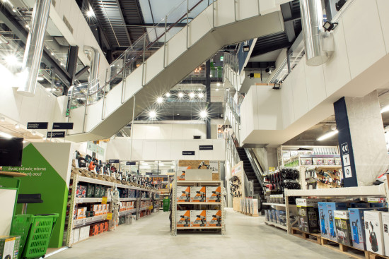 Leroy Merlin, seit 20 Jahren im Land, betreibt sieben Filialen im &nbsp;Griechenland und eine auf Zypern.&nbsp;