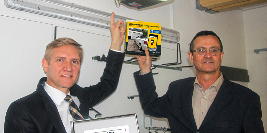 Schellenberg-Geschäftsführer Sascha Schellenberg (l.) und Harald Bott, diy-Fachredakteur. 