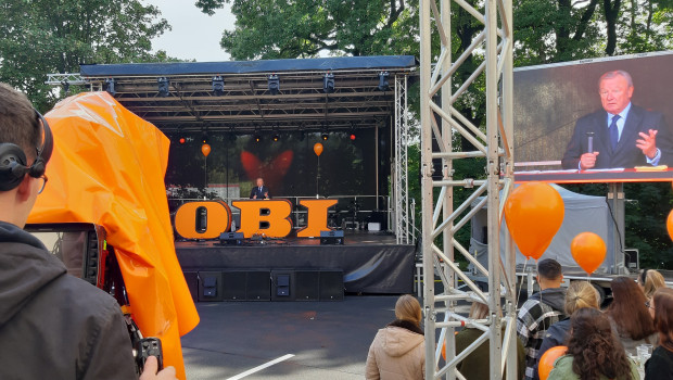 Mit persönlichen Worten verabschiedete sich Sergio Giroldi von den Obi-Mitarbeitenden.