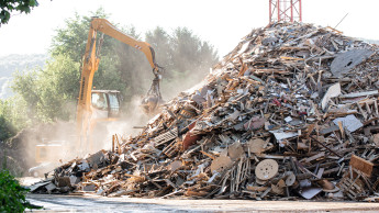 Umsatz der Egger-Gruppe etwa auf Vorjahresniveau
