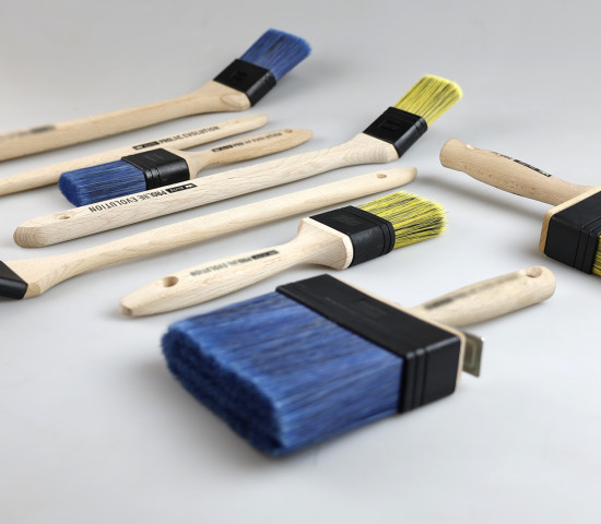 Die Pinsel der Linie Proline sind sowohl für Wandfarben als auch für Lasuren konzipiert.&nbsp;