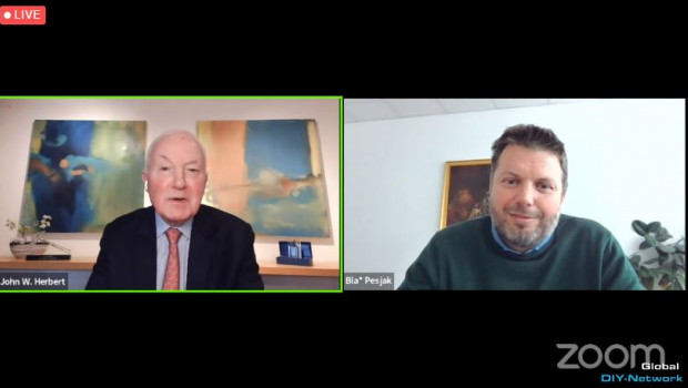 John Herbert interviewte Merkur-CEO Blaz Pesjak.&nbsp;