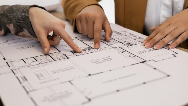 Mit dem Gebäudetyp E sollen das Planen und Bauen einfacher, günstiger und schneller werden.