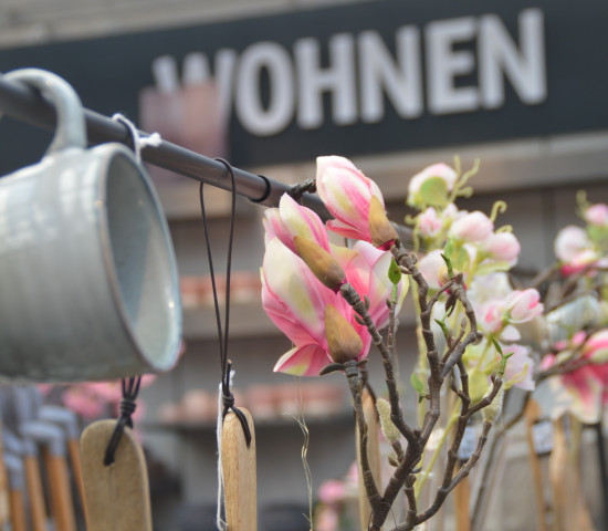 ... Wohndeko sind auch in Gartencentern ein großes Thema.