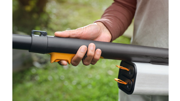 Fiskars, Akku-Gartengeräte
