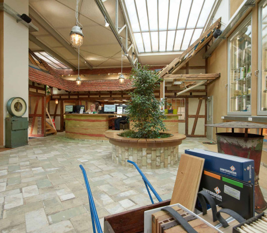 In der Ausstellung in Oschatz ist ein Fachwerkhaus nach dem Vorbild eines historischen Dreiseitenhofs zu sehen.&nbsp;