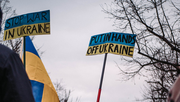 Der Krieg in der Ukraine wirkt sich auch auf die Kauflust der Deutschen aus.&nbsp;