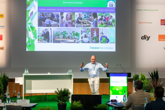 „Wir teilen alles – Freude und Gewinne, aber auch Verluste“, erklärte Geschäftsführer Peter-Paul Kleinbussink das Modell von Intratuin.