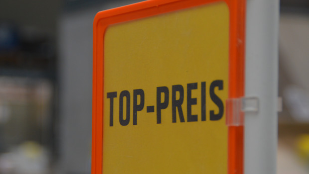 Die Anschaffungsneigung legt erneut zu - dennoch wird vorerst kein Erholung des Konsumklimas erwartet.