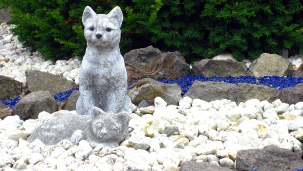 Schluss mit Schotter: Spärlich mit einzelnen Koniferen und Sträuchern&nbsp;bepflanzte Kiesbeete gelten nicht als Grünflächen im Sinne der Bauordnung.