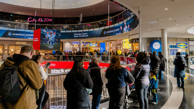 Lange Schlangen gab es in der Mall of Scandinavia bei der Eröffnung des neuen Ikea-Marktes.