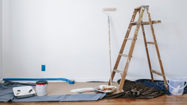 Aufgaben wie Streichen oder Entrümpeln schieben die Befragten besonders häufig vor sich her.&nbsp;