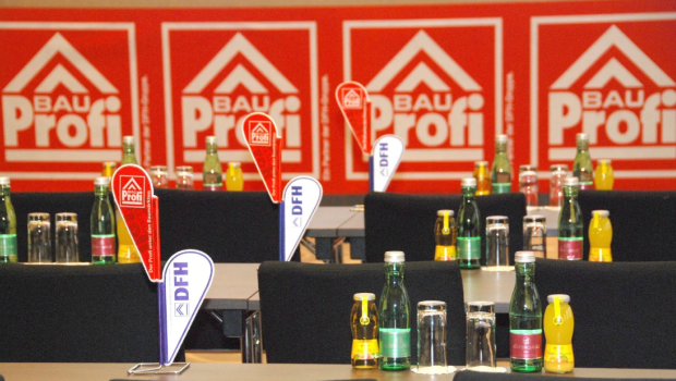 Ein Partner der DFH ist die Marke Bauprofi. Ein Partner der DFH ist die Marke Bauprofi.