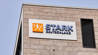 Stark mit neuer Organisationsstruktur