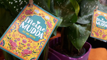 Blumen auf der Wunschliste der Mütter auf Platz drei