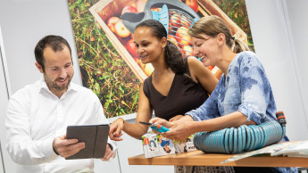 Lasst uns darüber sprechen Lasst uns darüber sprechen