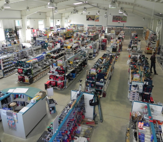Blick in den Rinnhofer-Baumarkt in Rosenau.