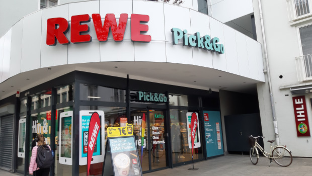 Die Rewe betreibt bereits in mehreren Städten "Pick & Go"-Märkte ohne Kassen. Die Rewe betreibt bereits in mehreren Städten "Pick & Go"-Märkte ohne Kassen.