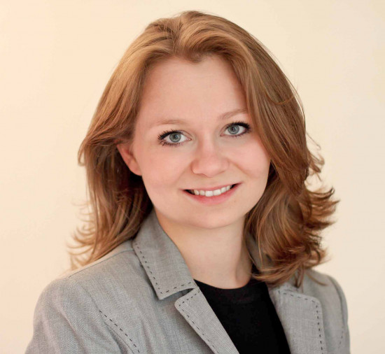 Anna Fischer ist als Product Manager Handtools für das Schneidwerkzeugsortiment von Gardena verantwortlich. Anna Fischer ist als Product Manager Handtools für das Schneidwerkzeugsortiment von Gardena verantwortlich.