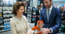 Königin Silvia besucht den ersten deutschen Clas Ohlson