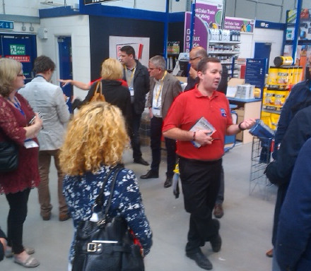 Der 3. Global DIY-Summit in London begann gestern mit einer Baumarkttour.