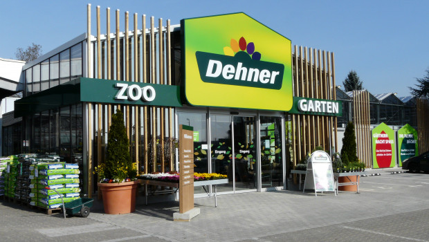 Sieht so ein Dehner aus? Künftig gibt's mehr Holz innen und außen: Der wiedereröffnete Markt in Frankfurt. Sieht so ein Dehner aus? Künftig gibt's mehr Holz innen und außen: Der wiedereröffnete Markt in Frankfurt.
