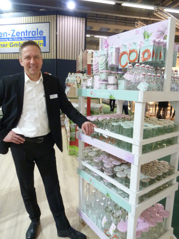 Die Dosen-Zentrale setzt auf saisonale Designs, erklärte Commercial Director Werner Hansen.&nbsp;