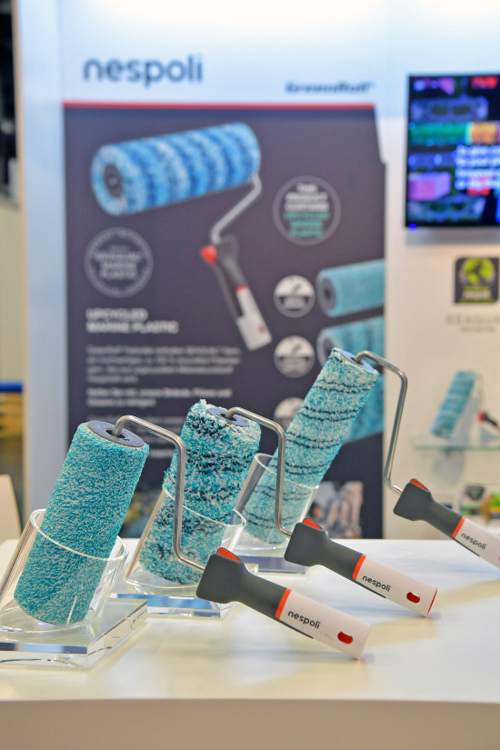 Das sogenannte Seaqual Yarn wird aus Abfällen aus dem Meer gewonnen. Das sogenannte Seaqual Yarn wird aus Abfällen aus dem Meer gewonnen.