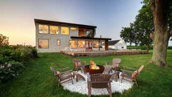 Wer ein Haus hat, steckt viel Geld in den Garten Wer ein Haus hat, steckt viel Geld in den Garten