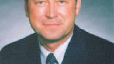 Egger stellt Vertrieb neu auf