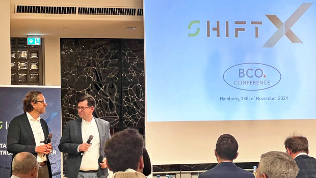 Stephan Schiller (.) und Antonios Rigalos, Managing Partner von Shift X, werden wieder durch die BCO Conference führen. Stephan Schiller (.) und Antonios Rigalos, Managing Partner von Shift X, werden wieder durch die BCO Conference führen.