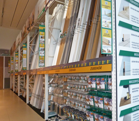 Der Showroom präsentiert POS-Aufbauten,&nbsp;wie sie auch im Baumarkt zu finden sind. &nbsp;&nbsp;